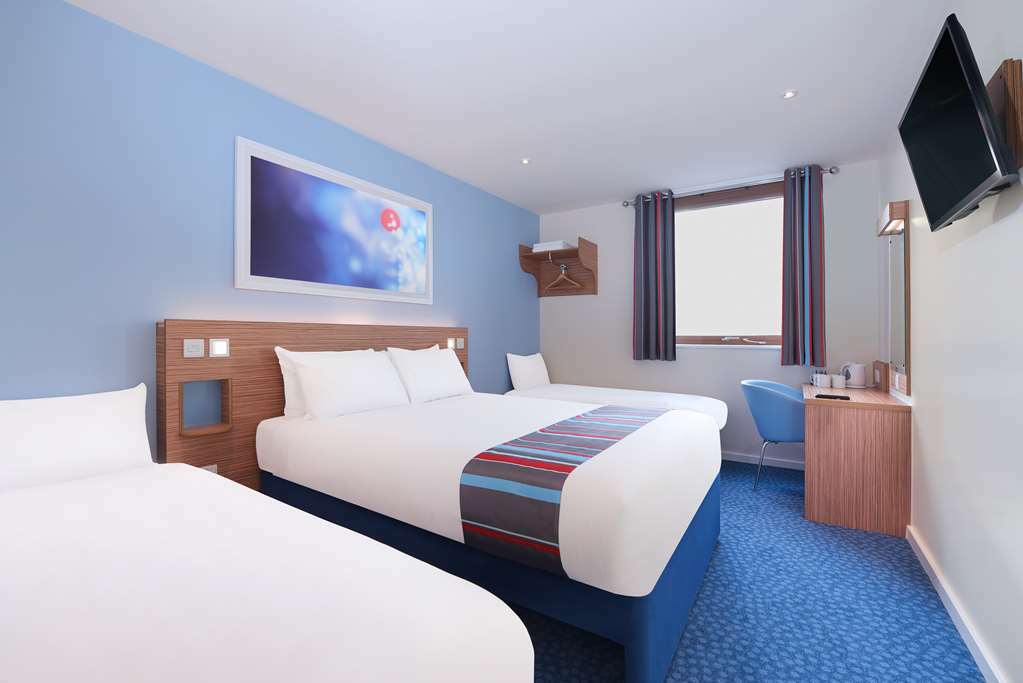 Travelodge Liverpool Docks Habitación foto